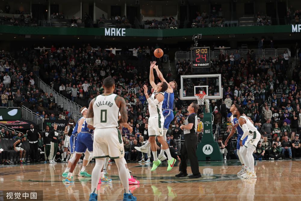 富有见地的 富有见地的