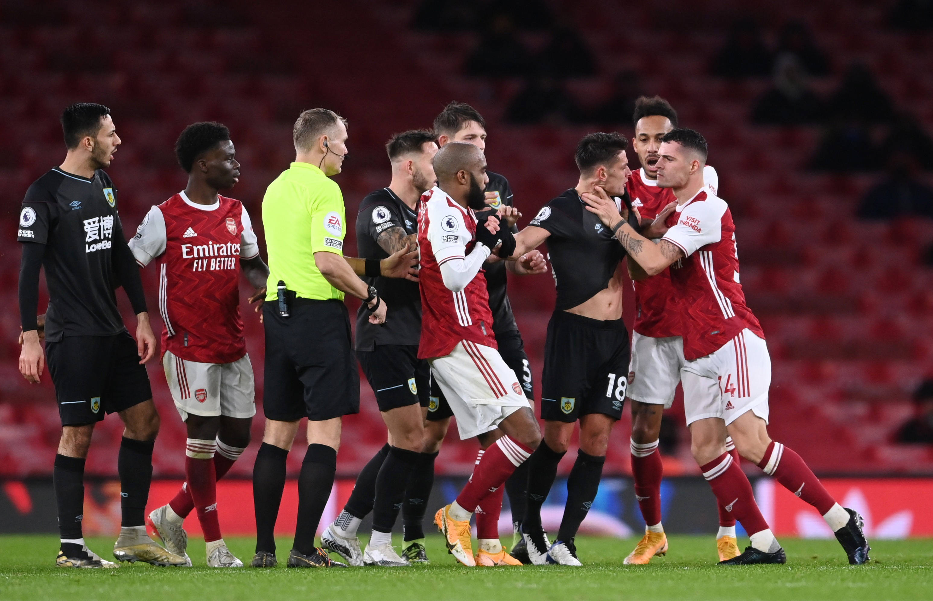 者隆戈透露 者隆戈透露